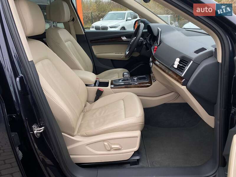 Позашляховик / Кросовер Audi Q5 2017 в Львові фото 28 Позашляховик / Кросовер Audi Q5 2017 в Львові