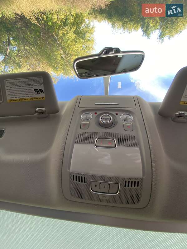 Позашляховик / Кросовер Audi Q5 2015 в Києві