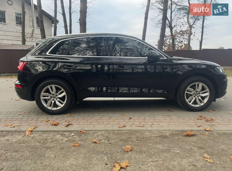 Позашляховик / Кросовер Audi Q5 2020 в Львові фото 5 Позашляховик / Кросовер Audi Q5 2020 в Львові