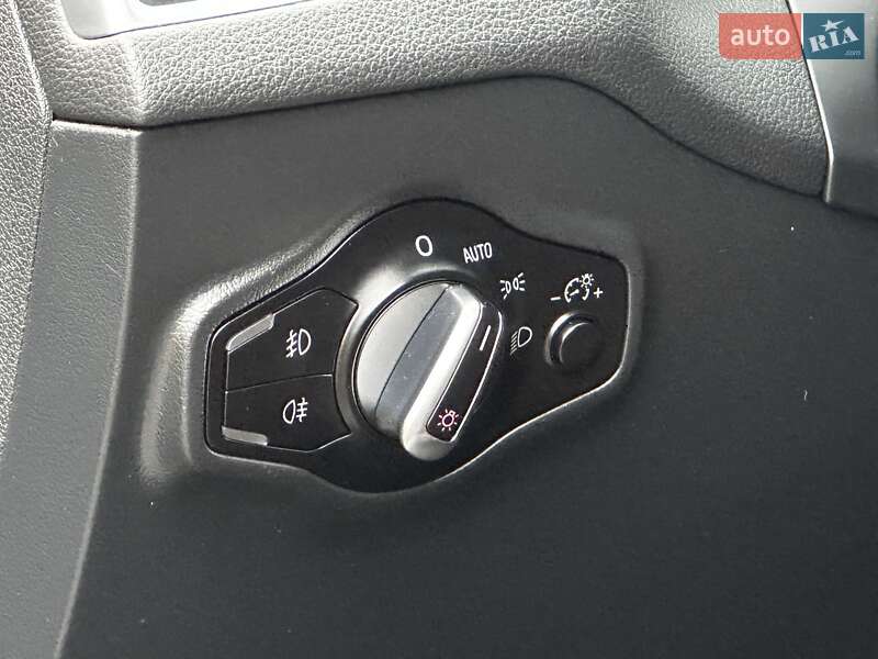 Позашляховик / Кросовер Audi Q5 2015 в Дрогобичі