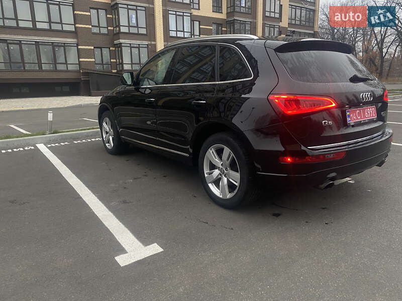Внедорожник / Кроссовер Audi Q5 2017 в Чернигове