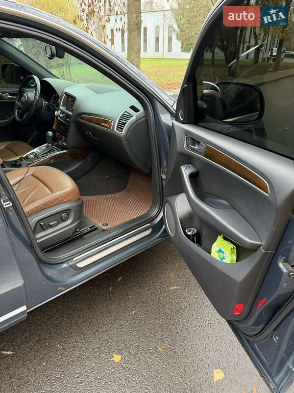 Внедорожник / Кроссовер Audi Q5 2010 в Луцке фото 35 Внедорожник / Кроссовер Audi Q5 2010 в Луцке