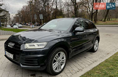 Позашляховик / Кросовер Audi Q5 2018 в Львові
