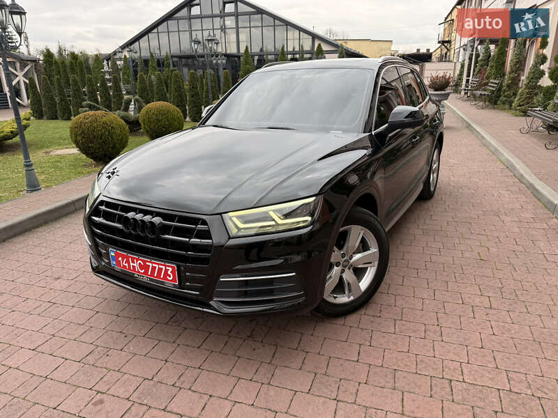 Внедорожник / Кроссовер Audi Q5 2019 в Стрые