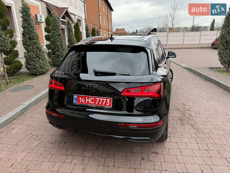 Внедорожник / Кроссовер Audi Q5 2019 в Стрые