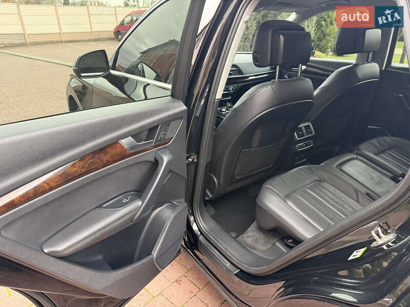 Внедорожник / Кроссовер Audi Q5 2019 в Стрые