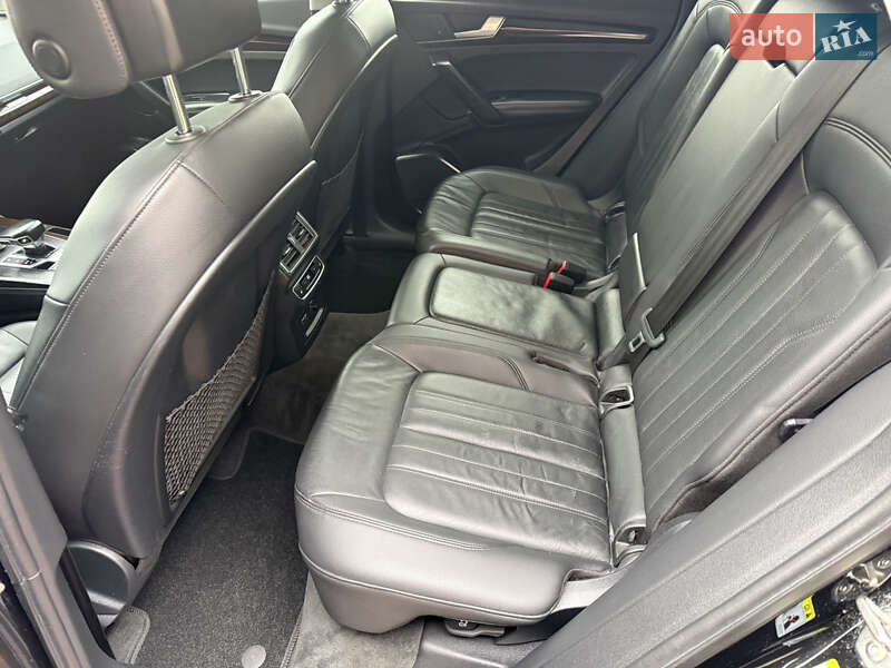 Внедорожник / Кроссовер Audi Q5 2019 в Стрые