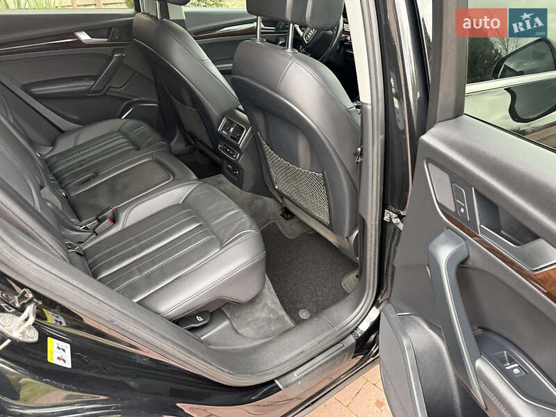 Внедорожник / Кроссовер Audi Q5 2019 в Стрые