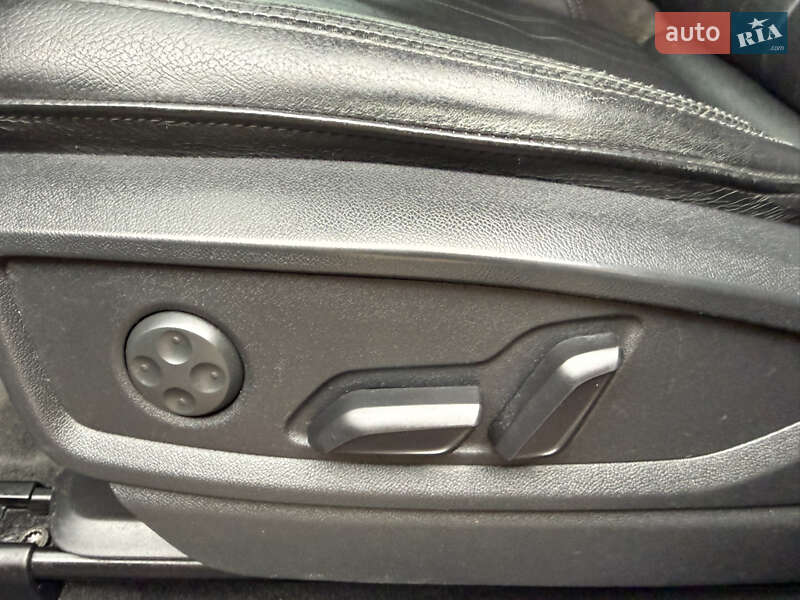 Внедорожник / Кроссовер Audi Q5 2019 в Стрые