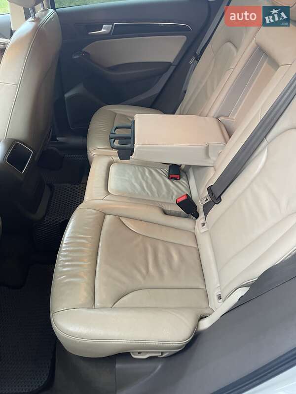 Позашляховик / Кросовер Audi Q5 2013 в Києві