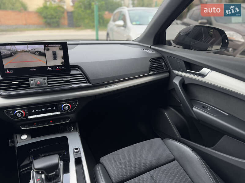 Внедорожник / Кроссовер Audi Q5 2021 в Бердичеве
