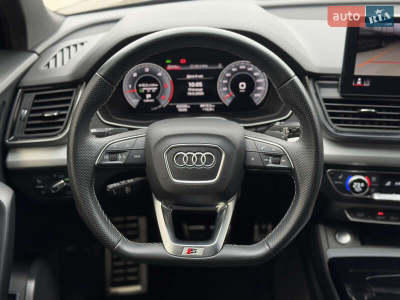 Внедорожник / Кроссовер Audi Q5 2021 в Бердичеве