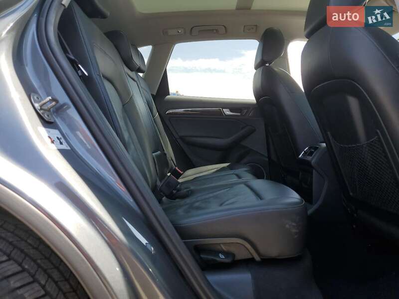 Позашляховик / Кросовер Audi Q5 2016 в Львові