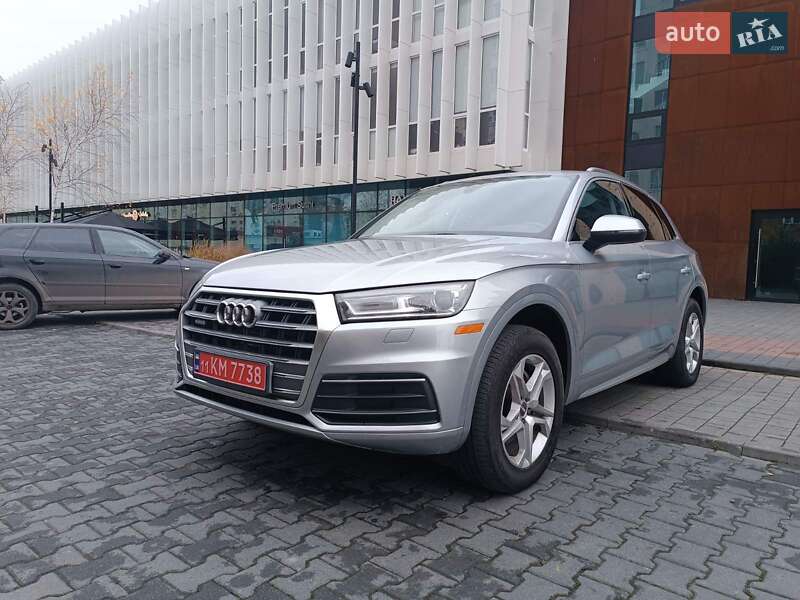 Позашляховик / Кросовер Audi Q5 2019 в Хмельницькому фото 6 Позашляховик / Кросовер Audi Q5 2019 в Хмельницькому