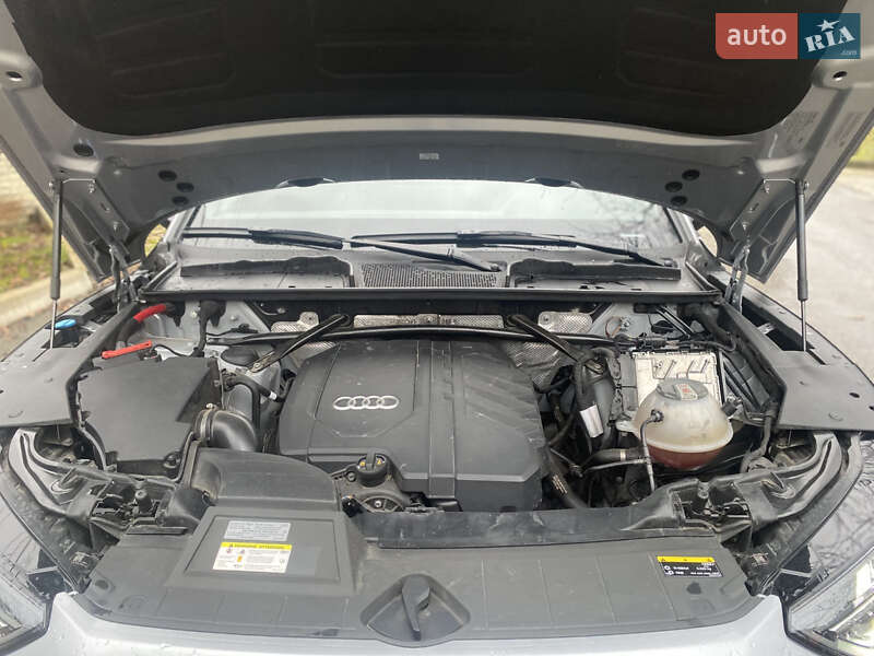 Позашляховик / Кросовер Audi Q5 2020 в Києві фото 16 Позашляховик / Кросовер Audi Q5 2020 в Києві