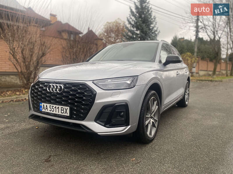 Позашляховик / Кросовер Audi Q5 2020 в Києві фото 26 Позашляховик / Кросовер Audi Q5 2020 в Києві