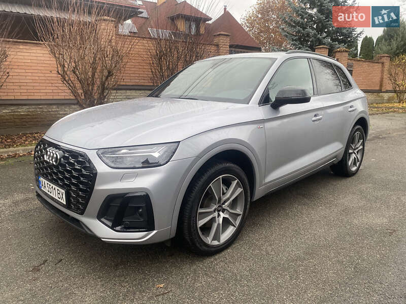 Позашляховик / Кросовер Audi Q5 2020 в Києві фото 31 Позашляховик / Кросовер Audi Q5 2020 в Києві
