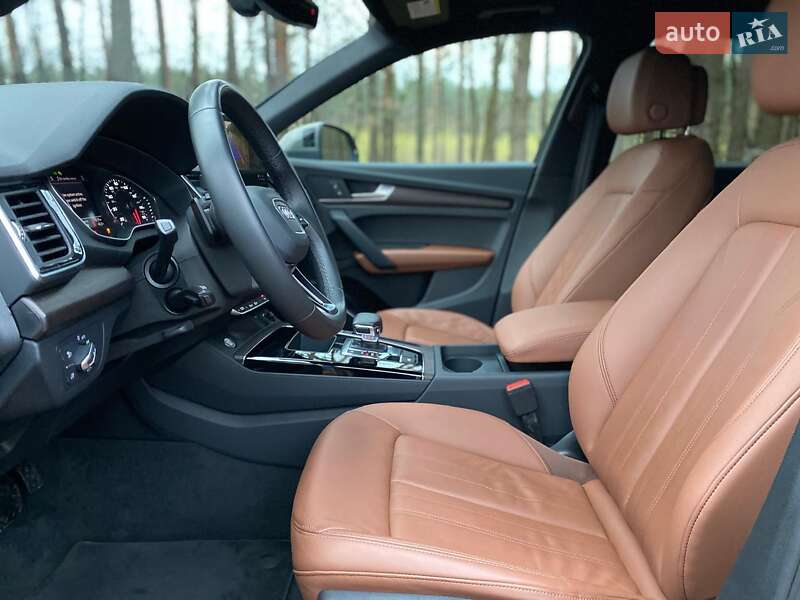 Внедорожник / Кроссовер Audi Q5 2022 в Киеве