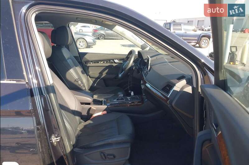 Позашляховик / Кросовер Audi Q5 2018 в Львові фото 5 Позашляховик / Кросовер Audi Q5 2018 в Львові