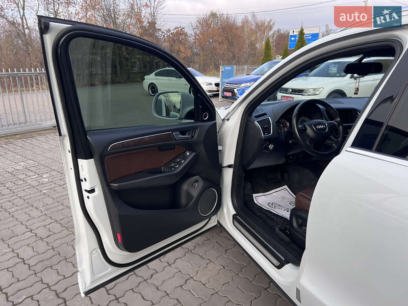 Позашляховик / Кросовер Audi Q5 2014 в Нововолинську фото 13 Позашляховик / Кросовер Audi Q5 2014 в Нововолинську