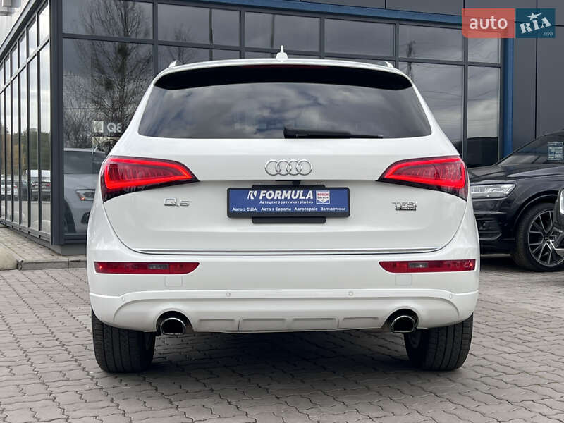 Внедорожник / Кроссовер Audi Q5 2016 в Нововолынске