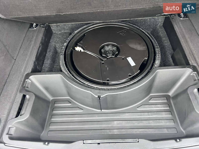 Внедорожник / Кроссовер Audi Q5 2016 в Нововолынске