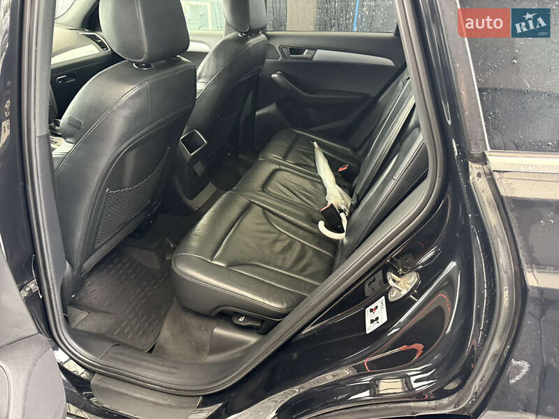 Позашляховик / Кросовер Audi Q5 2012 в Львові фото 26 Позашляховик / Кросовер Audi Q5 2012 в Львові