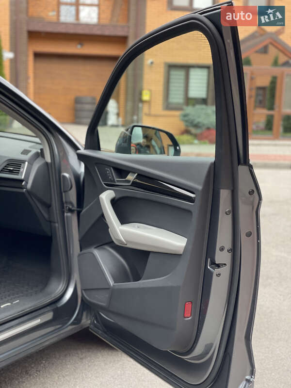 Внедорожник / Кроссовер Audi Q5 2018 в Виннице фото 24 Внедорожник / Кроссовер Audi Q5 2018 в Виннице