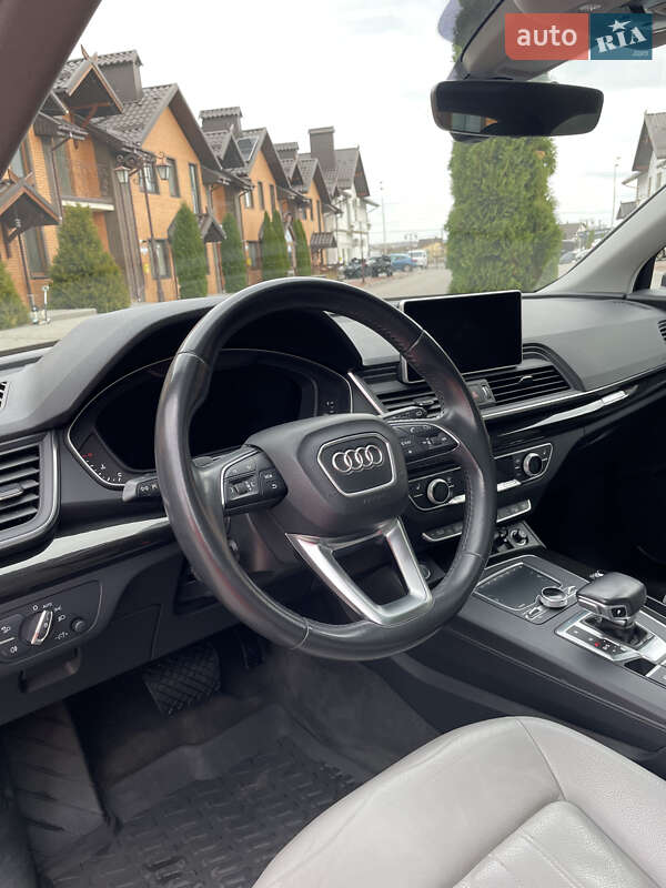 Внедорожник / Кроссовер Audi Q5 2018 в Виннице фото 29 Внедорожник / Кроссовер Audi Q5 2018 в Виннице
