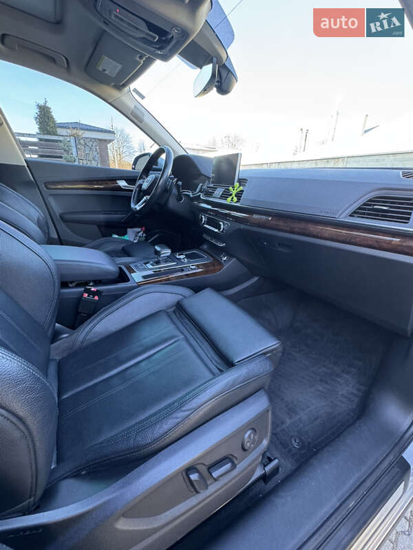 Позашляховик / Кросовер Audi Q5 2018 в Стрию