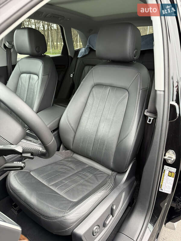 Позашляховик / Кросовер Audi Q5 2018 в Дніпрі