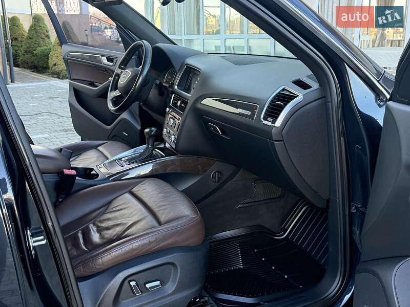 Позашляховик / Кросовер Audi Q5 2012 в Дрогобичі