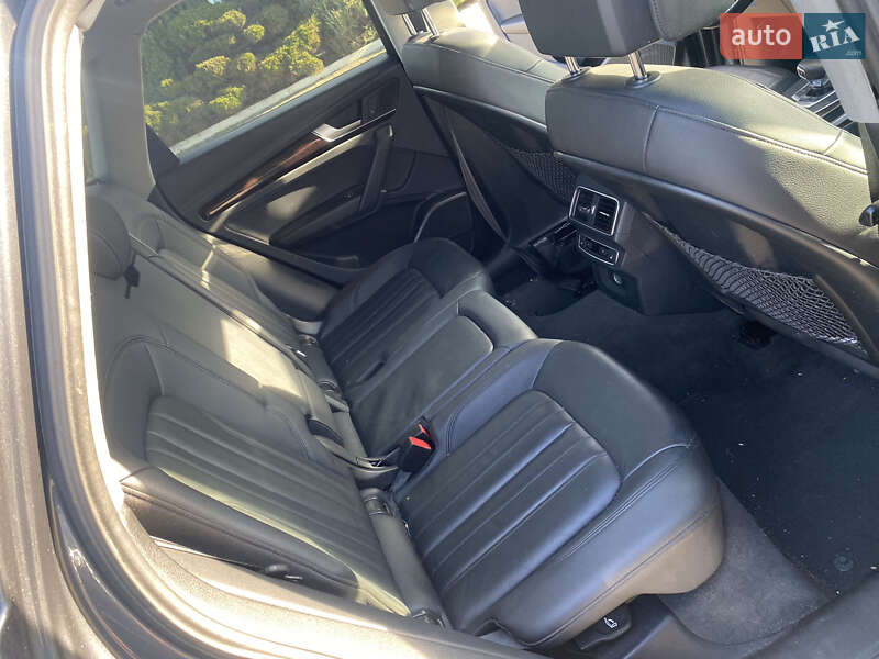 Позашляховик / Кросовер Audi Q5 2018 в Луцьку фото 27 Позашляховик / Кросовер Audi Q5 2018 в Луцьку