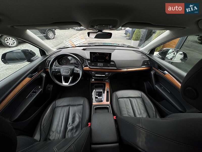 Позашляховик / Кросовер Audi Q5 2020 в Рівному