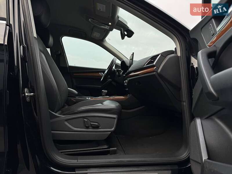 Позашляховик / Кросовер Audi Q5 2020 в Рівному