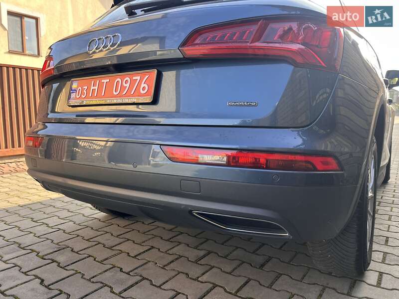 Позашляховик / Кросовер Audi Q5 2018 в Луцьку