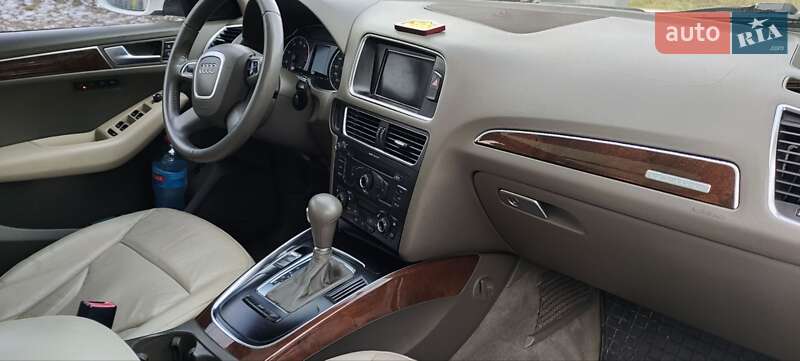 Позашляховик / Кросовер Audi Q5 2012 в Кам'янець-Подільському