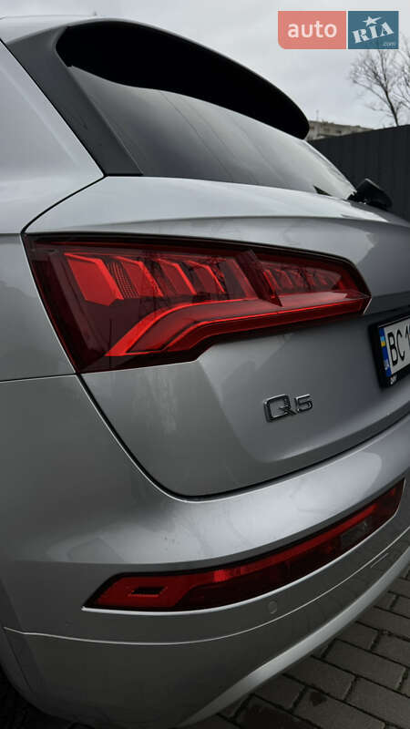 Позашляховик / Кросовер Audi Q5 2018 в Києві фото 3 Позашляховик / Кросовер Audi Q5 2018 в Києві