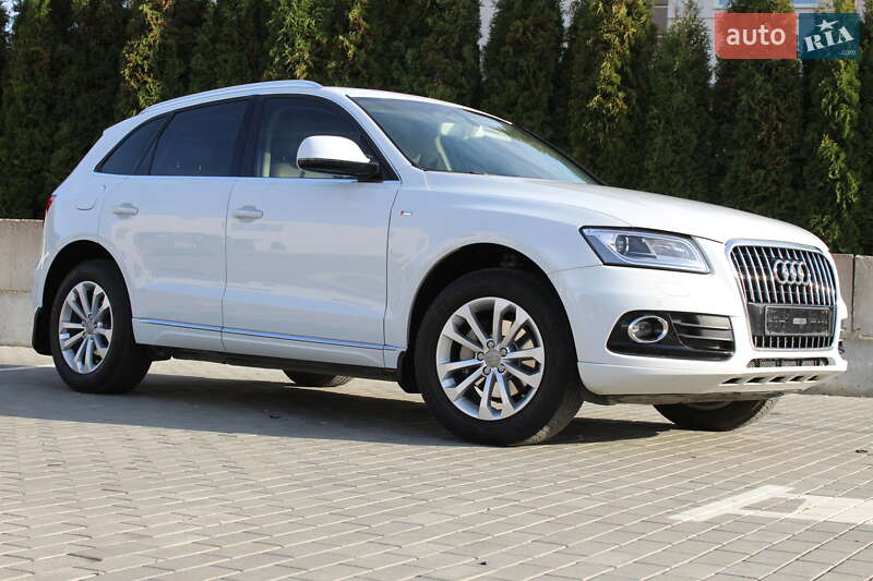 Внедорожник / Кроссовер Audi Q5 2015 в Ровно