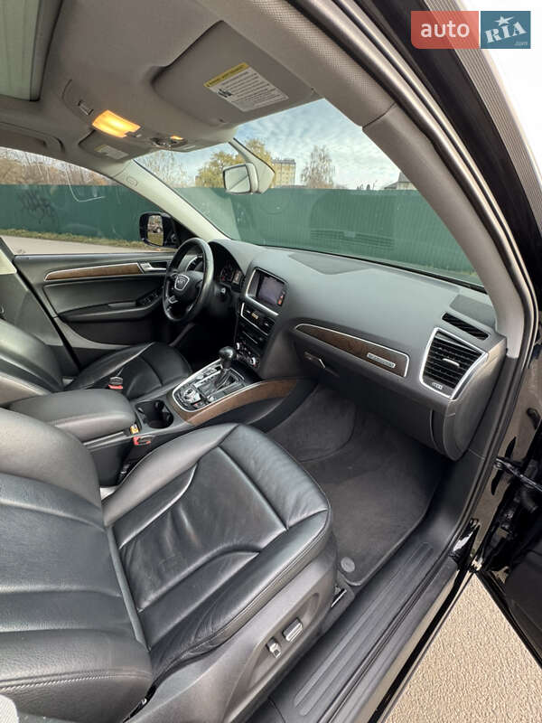 Позашляховик / Кросовер Audi Q5 2016 в Івано-Франківську