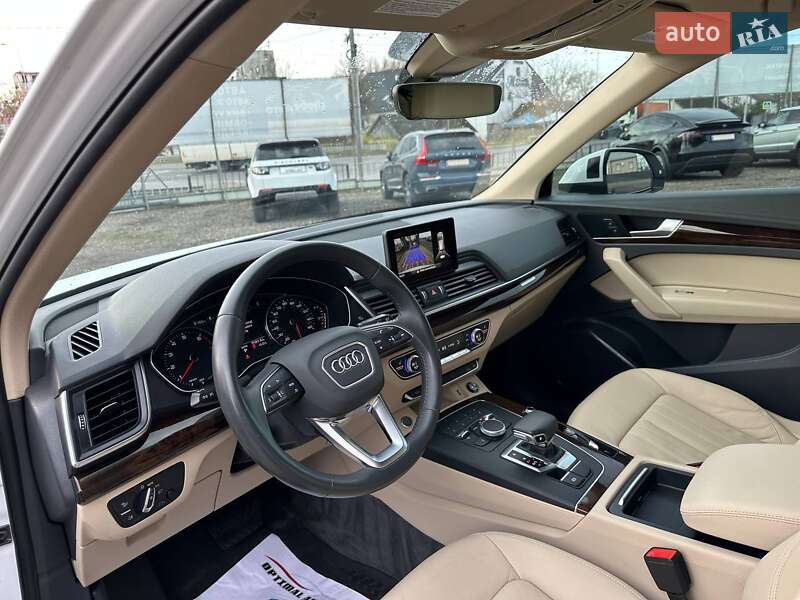 Позашляховик / Кросовер Audi Q5 2020 в Львові фото 12 Позашляховик / Кросовер Audi Q5 2020 в Львові