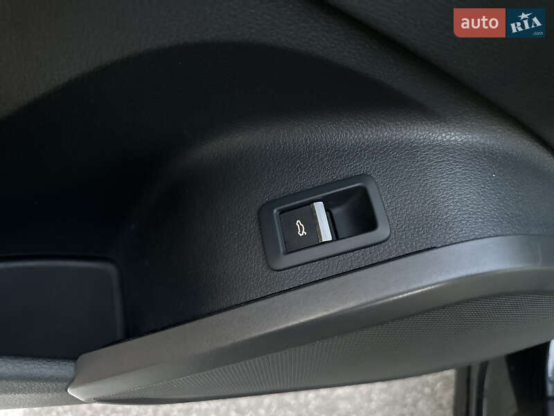 Позашляховик / Кросовер Audi Q5 2018 в Києві