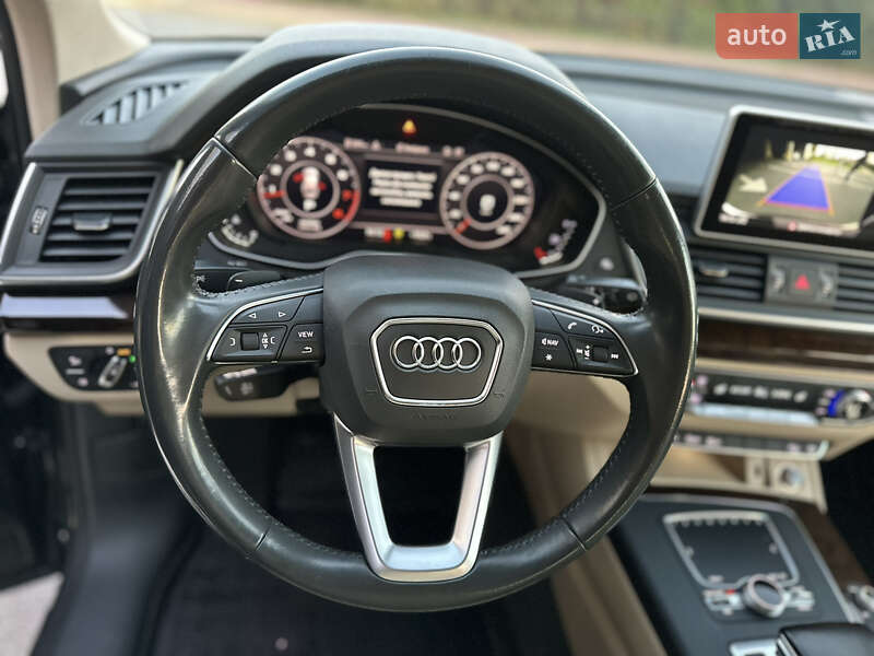 Позашляховик / Кросовер Audi Q5 2018 в Києві