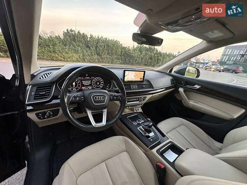 Позашляховик / Кросовер Audi Q5 2018 в Києві