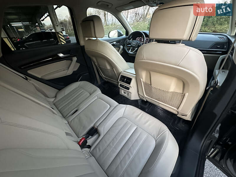 Позашляховик / Кросовер Audi Q5 2018 в Києві