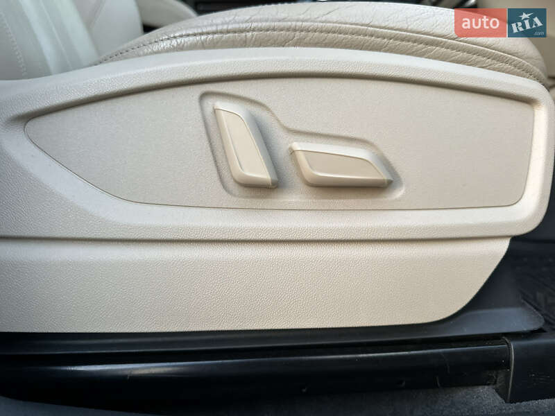 Позашляховик / Кросовер Audi Q5 2018 в Києві