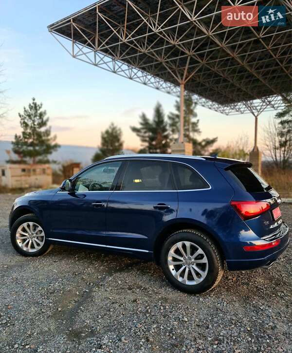 Внедорожник / Кроссовер Audi Q5 2015 в Самборе