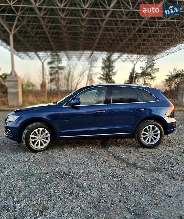 Внедорожник / Кроссовер Audi Q5 2015 в Самборе