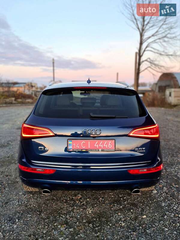 Внедорожник / Кроссовер Audi Q5 2015 в Самборе