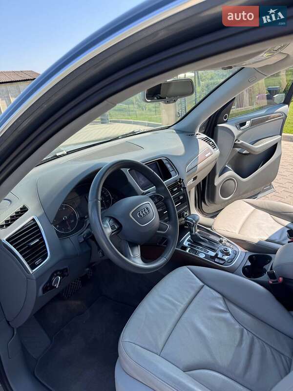 Позашляховик / Кросовер Audi Q5 2014 в Шумську